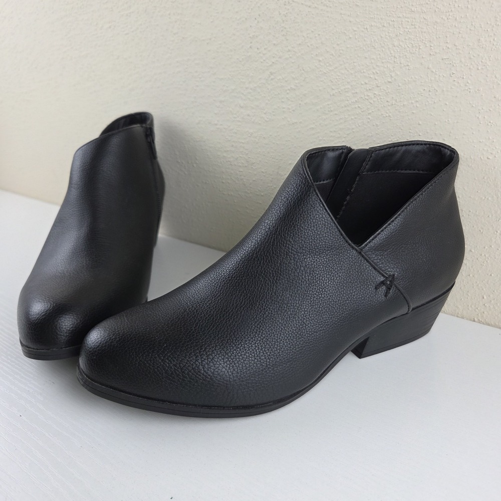 Aerosoles Cayu Black Faux Leather Slip On Ankle Booties Side Zip Womens Size 7.5